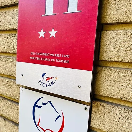 Hotel Le Grand 2*